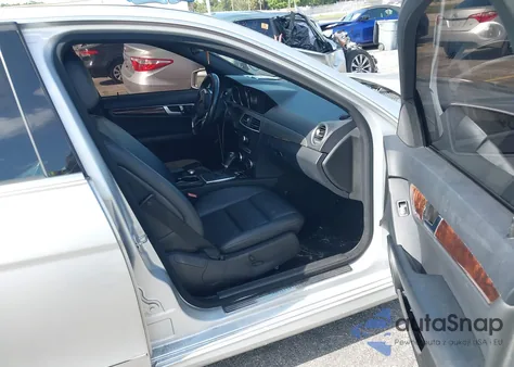 2013 Mercedes-Benz C 250 Luxury/Sport from USA, damaged, VIN WDDGF4HB2DR267951